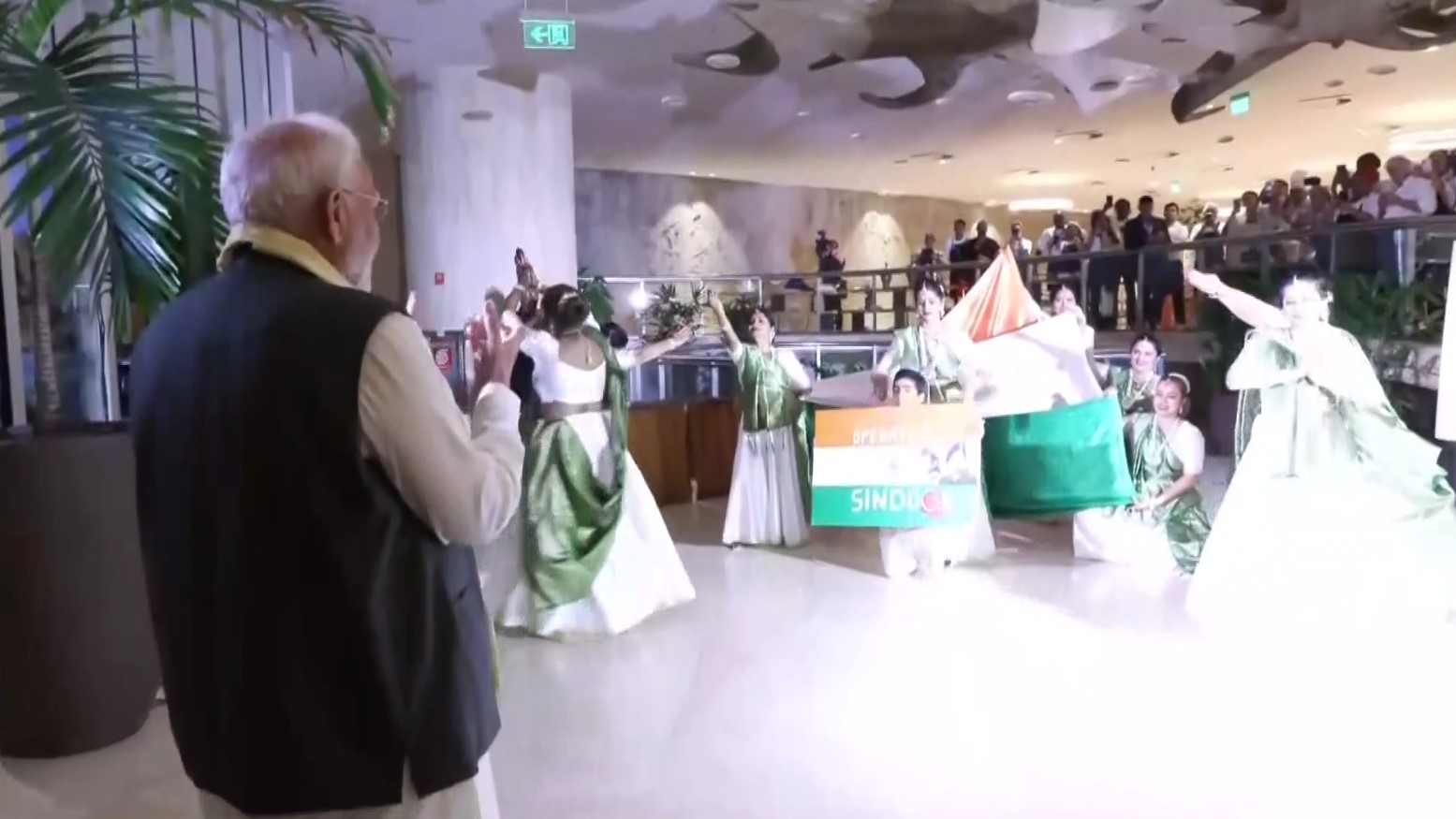 ବ୍ରାଜିଲରେ ଭାରତର ବୀରତ୍ୱ ପ୍ରଦର୍ଶନ, ଅପରେସନ୍ ସିନ୍ଦୂର ଥିମ୍ ଉପରେ ପ୍ରଧାନମନ୍ତ୍ରୀ ମୋଦିଙ୍କୁ ସ୍ୱାଗତ